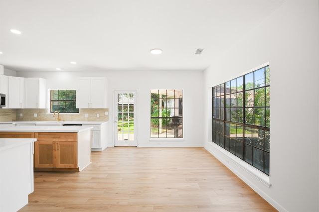 18319 Oakhampton Drive, Houston, TX 77084