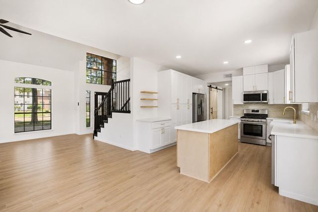 18319 Oakhampton Drive, Houston, TX 77084