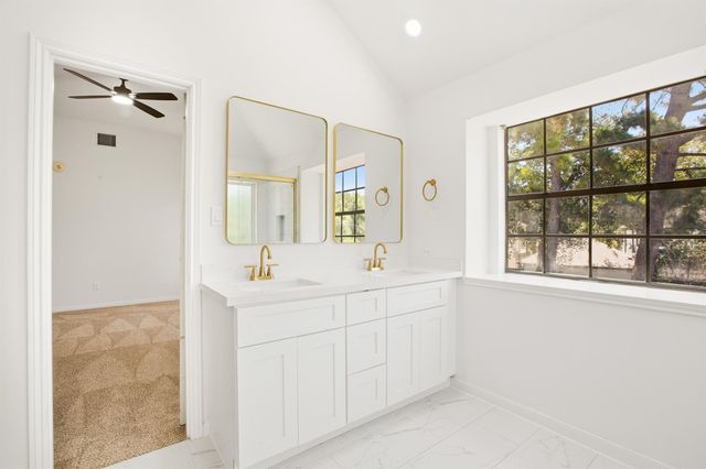 18319 Oakhampton Drive, Houston, TX 77084