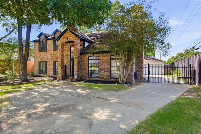 18319 Oakhampton Drive, Houston, TX 77084