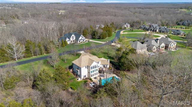 1199 August Lake Drive, Defiance, MO 63341