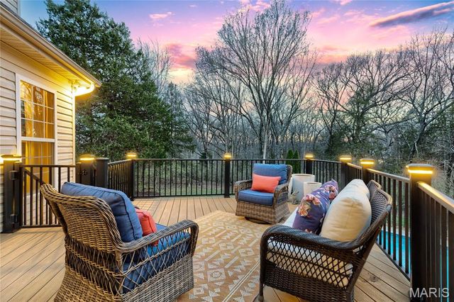 1199 August Lake Drive, Defiance, MO 63341