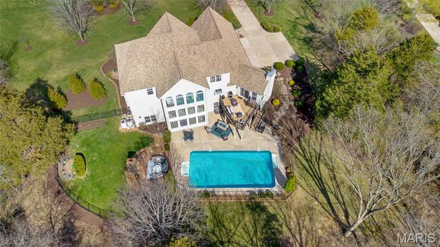 1199 August Lake Drive, Defiance, MO 63341