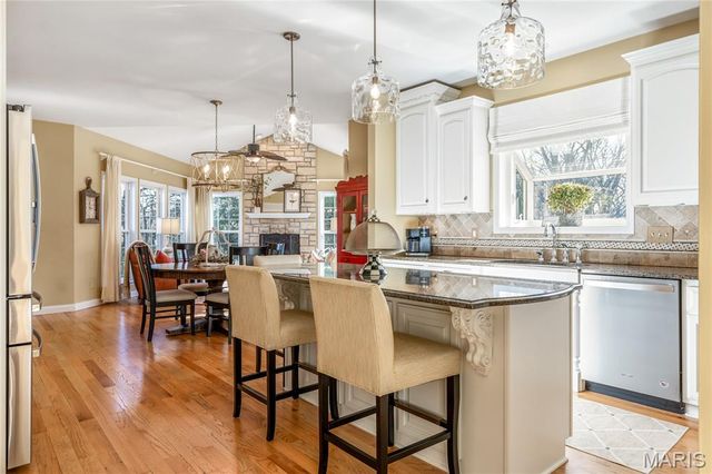 1199 August Lake Drive, Defiance, MO 63341