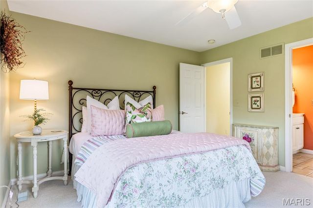 1199 August Lake Drive, Defiance, MO 63341