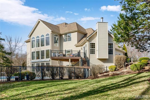 1199 August Lake Drive, Defiance, MO 63341