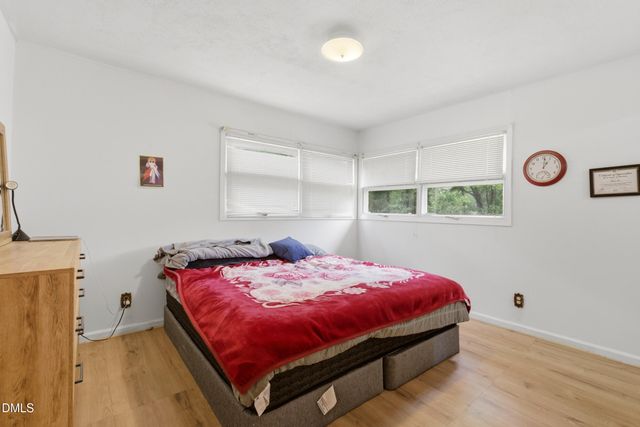 2007 Jane Street, Greensboro, NC 27407
