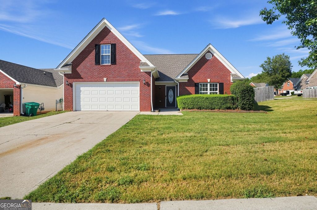 1512 Queen Elizabeth Drive, Locust Grove, GA 30248 — exterior