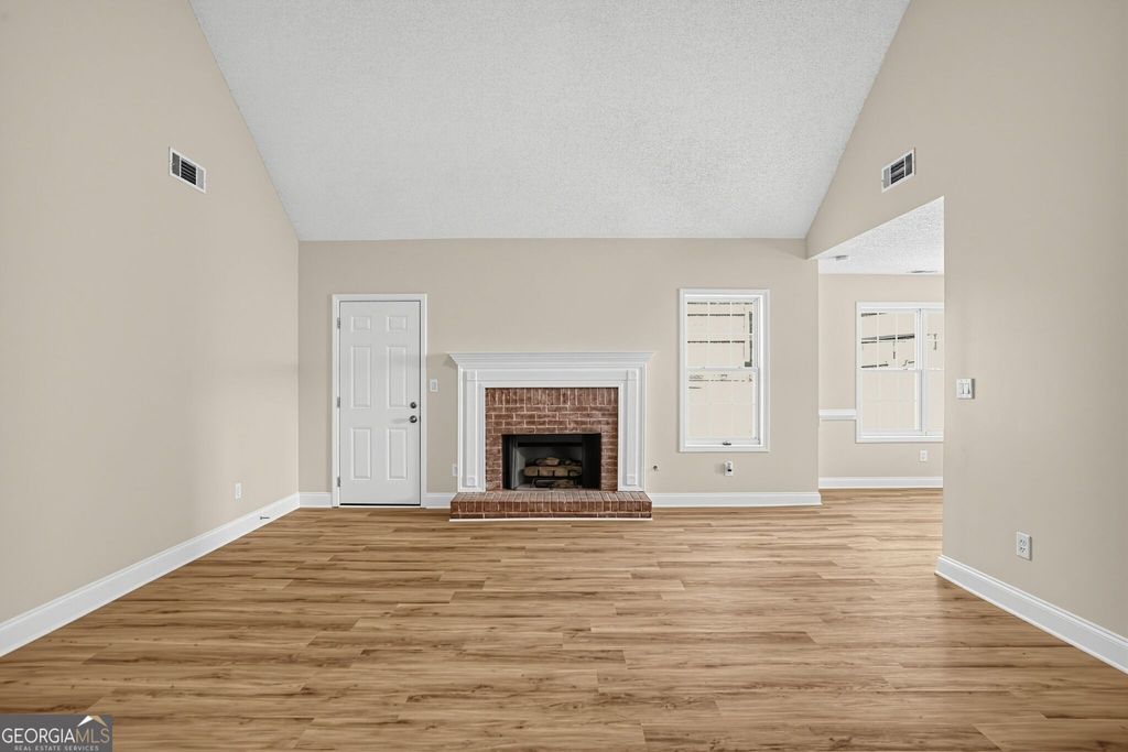 1512 Queen Elizabeth Drive, Locust Grove, GA 30248 — photo 4
