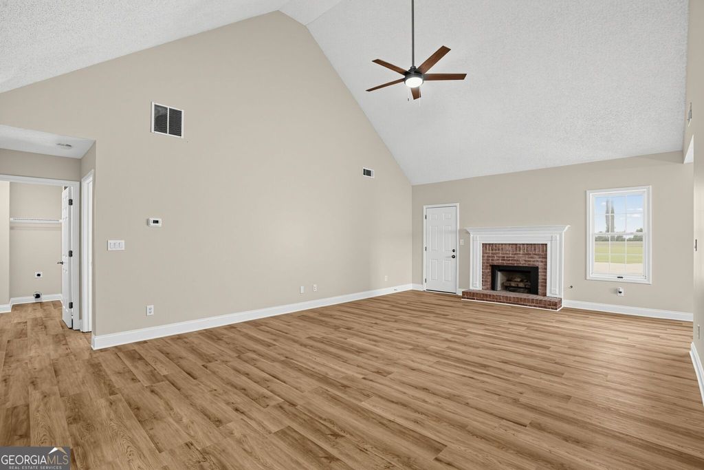 1512 Queen Elizabeth Drive, Locust Grove, GA 30248 — photo 5