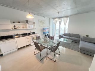 690 SW 1st Ct 1032, Miami, FL 33130