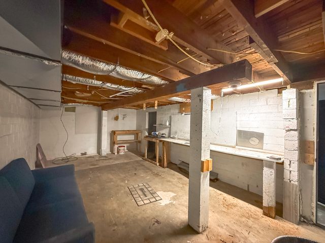 302 McCourt Street, Klamath Falls, OR 97601