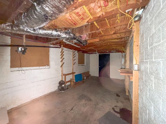 302 McCourt Street, Klamath Falls, OR 97601