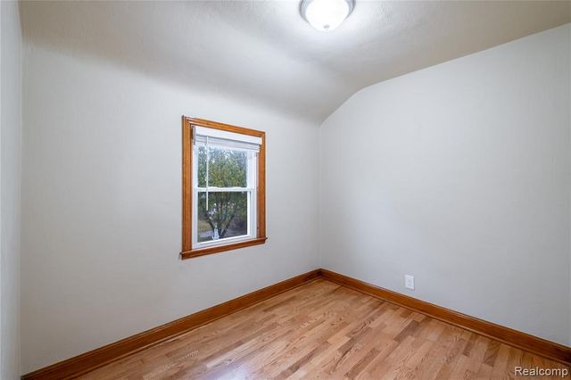 7582 Miller Road, Swartz Creek, MI 48473