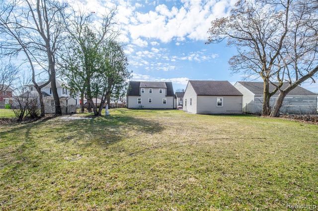 7582 Miller Road, Swartz Creek, MI 48473