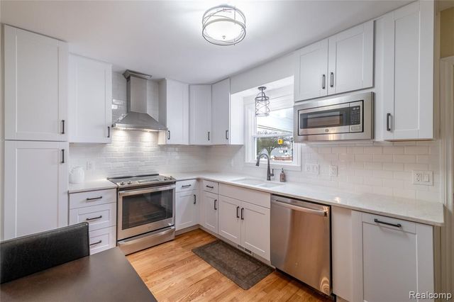 7582 Miller Road, Swartz Creek, MI 48473