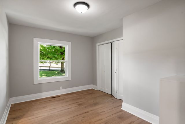 2482 Depot St, Spring Hill, TN 37174
