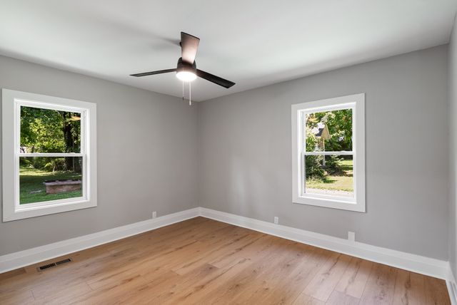 2482 Depot St, Spring Hill, TN 37174