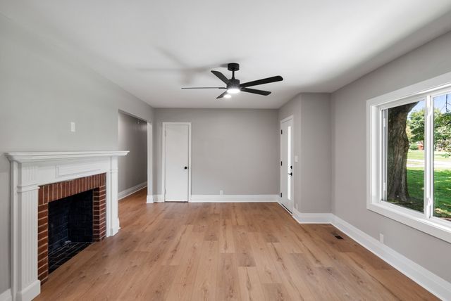 2482 Depot St, Spring Hill, TN 37174