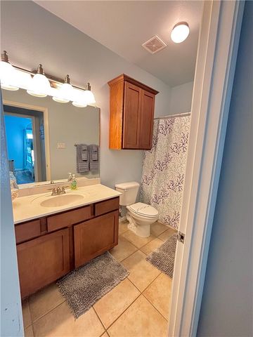 14878 Granada Dr 304, Corpus Christi, TX 78418