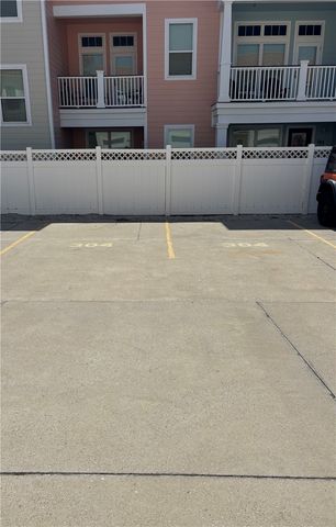 14878 Granada Dr 304, Corpus Christi, TX 78418