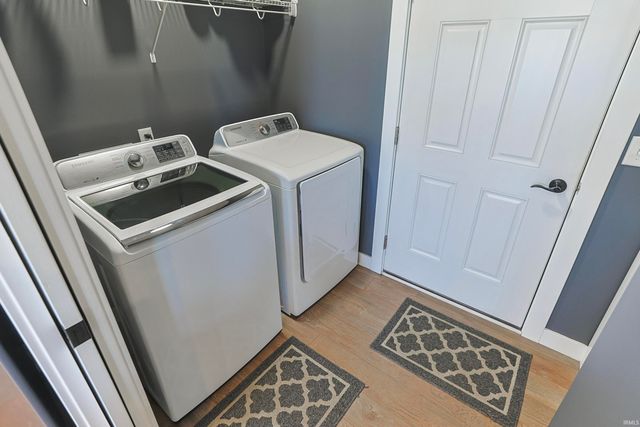 1124 Wellsley Court, Mishawaka, IN 46544