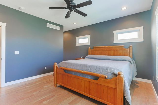 1124 Wellsley Court, Mishawaka, IN 46544