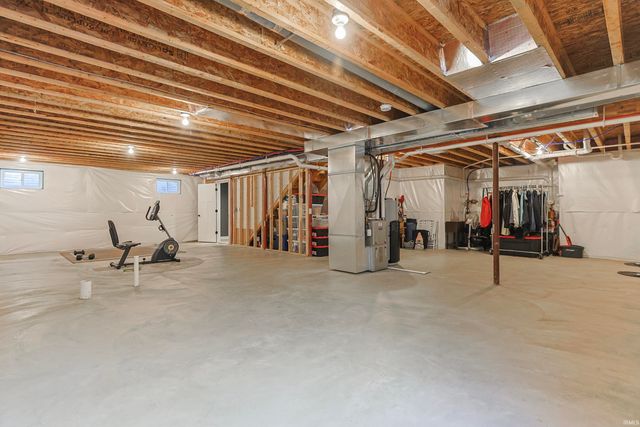 1124 Wellsley Court, Mishawaka, IN 46544