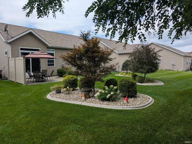 1124 Wellsley Court, Mishawaka, IN 46544