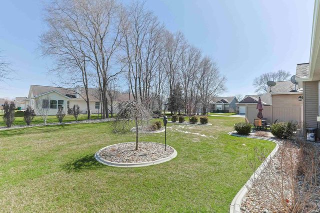 1124 Wellsley Court, Mishawaka, IN 46544