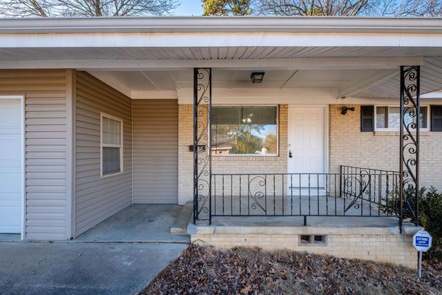 15 Berkshire Drive, Little Rock, AR 72204