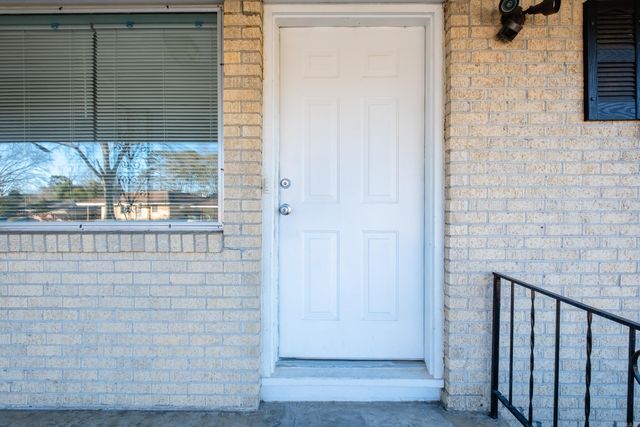 15 Berkshire Drive, Little Rock, AR 72204