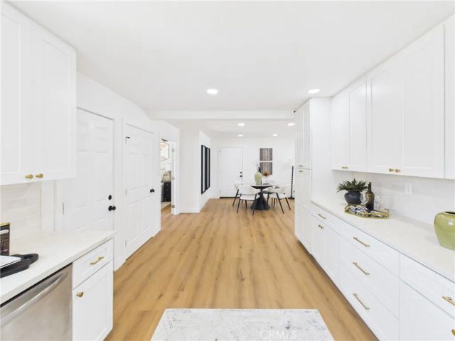 17632 E Woodcroft, Azusa, CA 91702