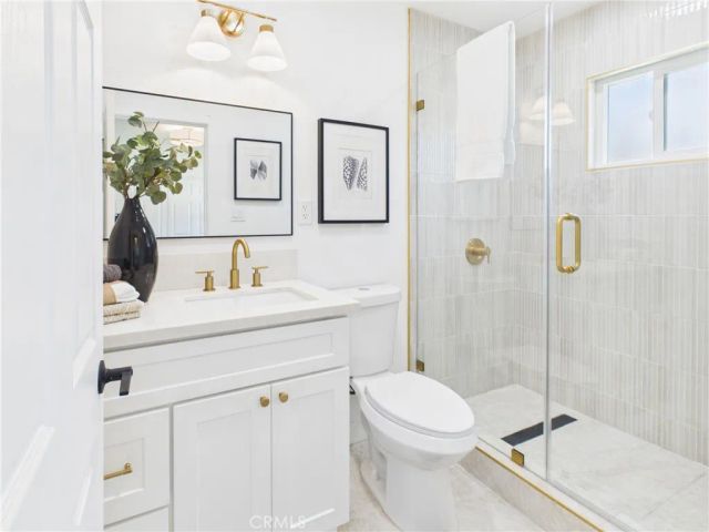 17632 E Woodcroft, Azusa, CA 91702