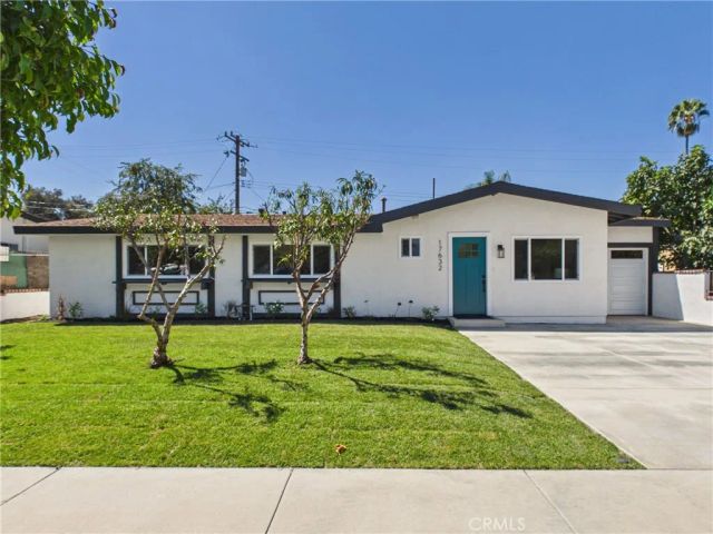 17632 E Woodcroft, Azusa, CA 91702