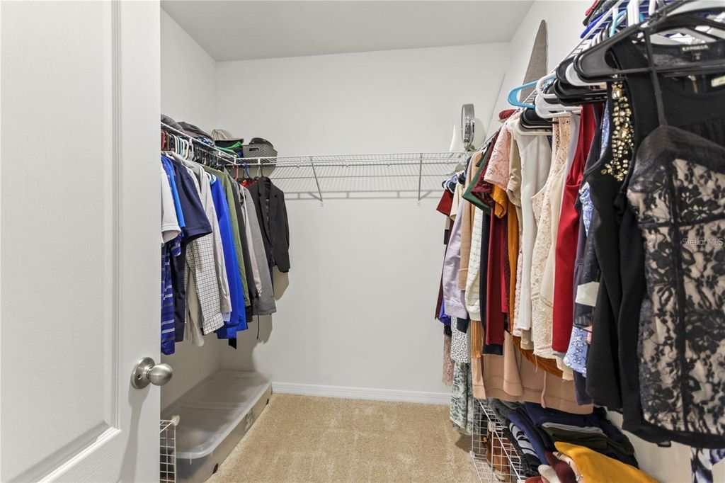 Image 21 of property listing at 1975 CACUTTA WAY, Kissimmee, FL 34744