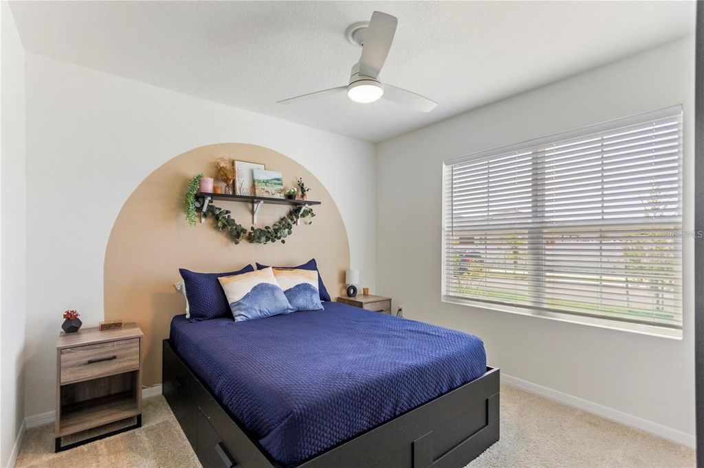 Image 22 of property listing at 1975 CACUTTA WAY, Kissimmee, FL 34744