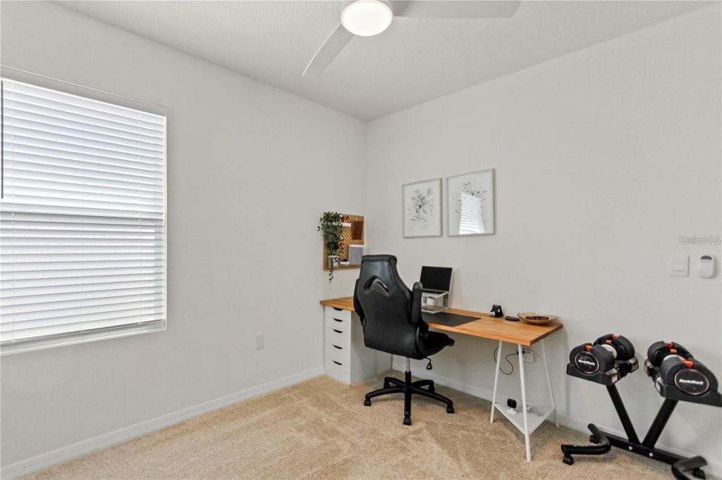 Image 27 of property listing at 1975 CACUTTA WAY, Kissimmee, FL 34744