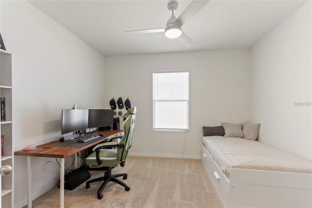 Image 29 of property listing at 1975 CACUTTA WAY, Kissimmee, FL 34744