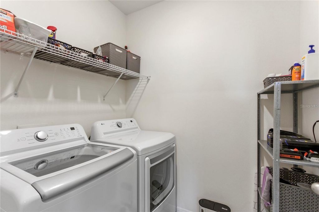 Image 32 of property listing at 1975 CACUTTA WAY, Kissimmee, FL 34744