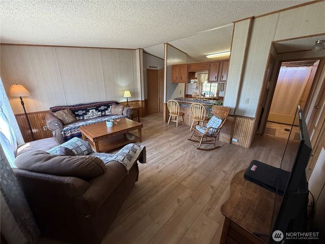 731 Thomas Road, Ellensburg, WA 98926