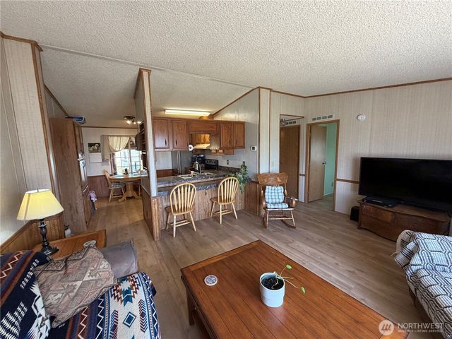 731 Thomas Road, Ellensburg, WA 98926