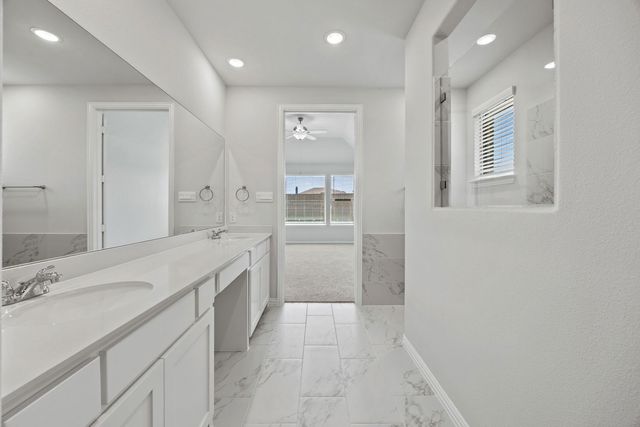 718 Tinsley Meadows Drive, Van Alstyne, TX 75495