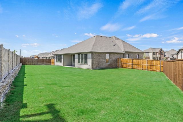 718 Tinsley Meadows Drive, Van Alstyne, TX 75495