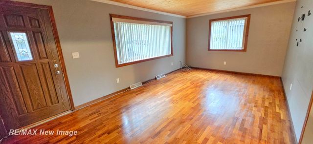 1908 Oxford Street, Saginaw, MI 48602