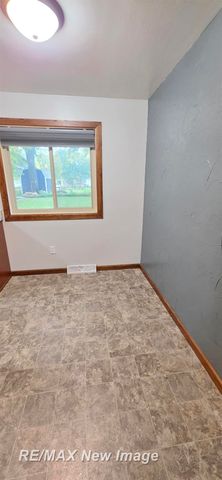 1908 Oxford Street, Saginaw, MI 48602