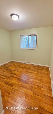 1908 Oxford Street, Saginaw, MI 48602