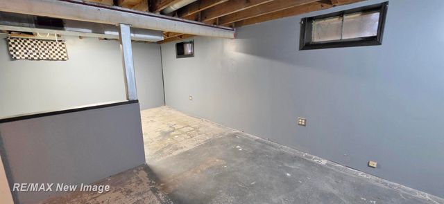 1908 Oxford Street, Saginaw, MI 48602