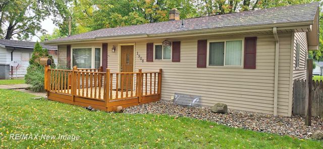 1908 Oxford Street, Saginaw, MI 48602