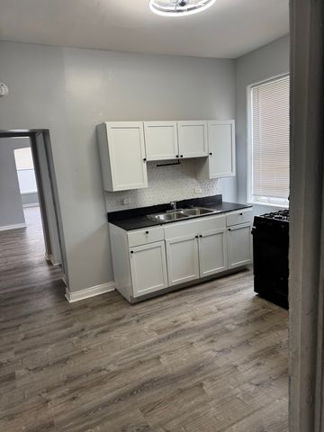 11915 S Lowe Avenue 1, Chicago, IL 60628